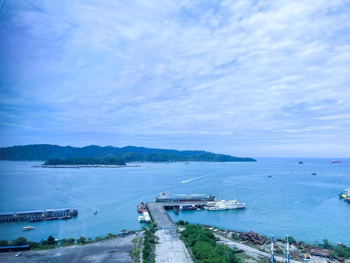 Jesselton Point Seaview Homestay コタキナバル エクステリア 写真