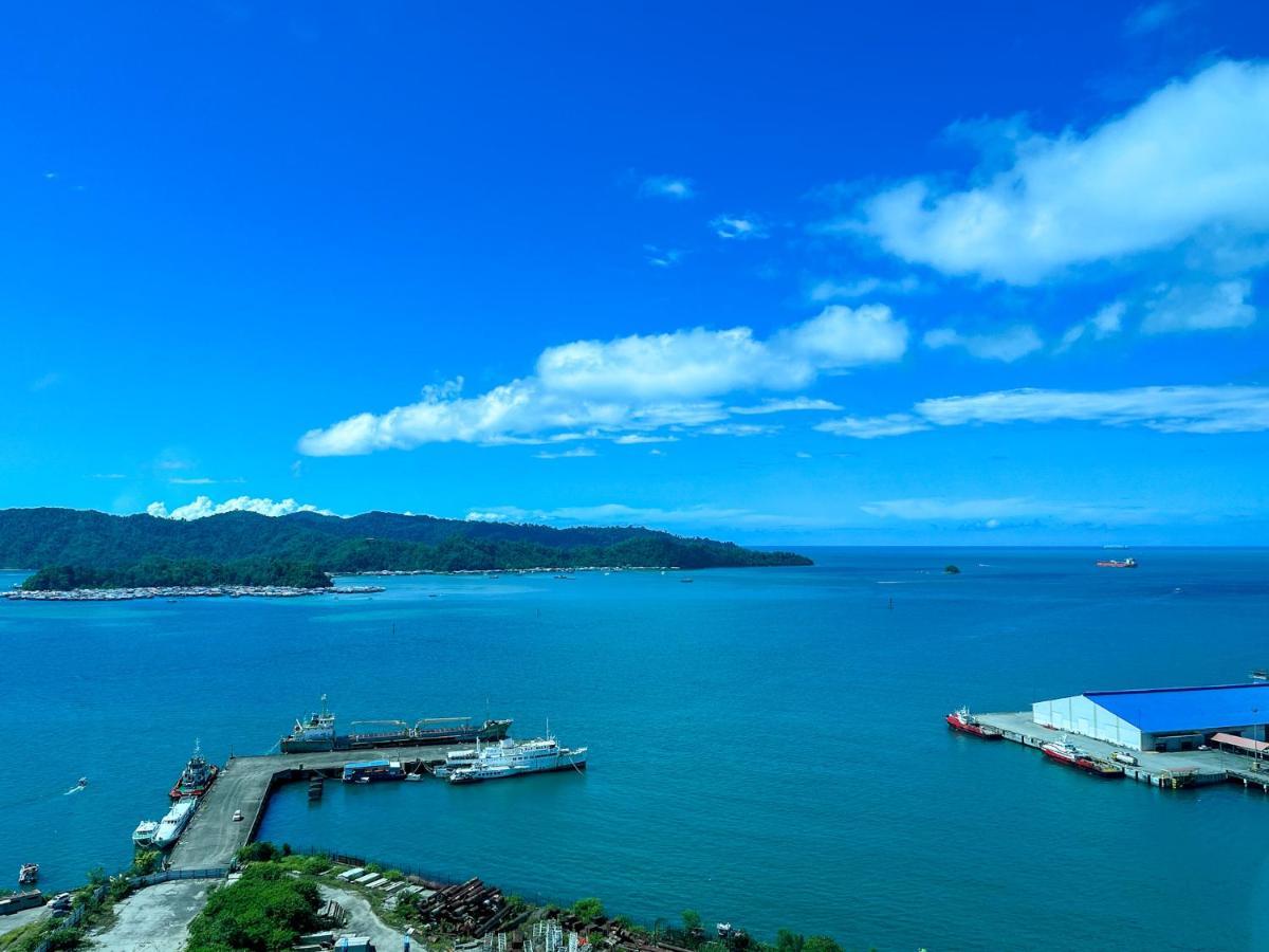 Jesselton Point Seaview Homestay コタキナバル エクステリア 写真