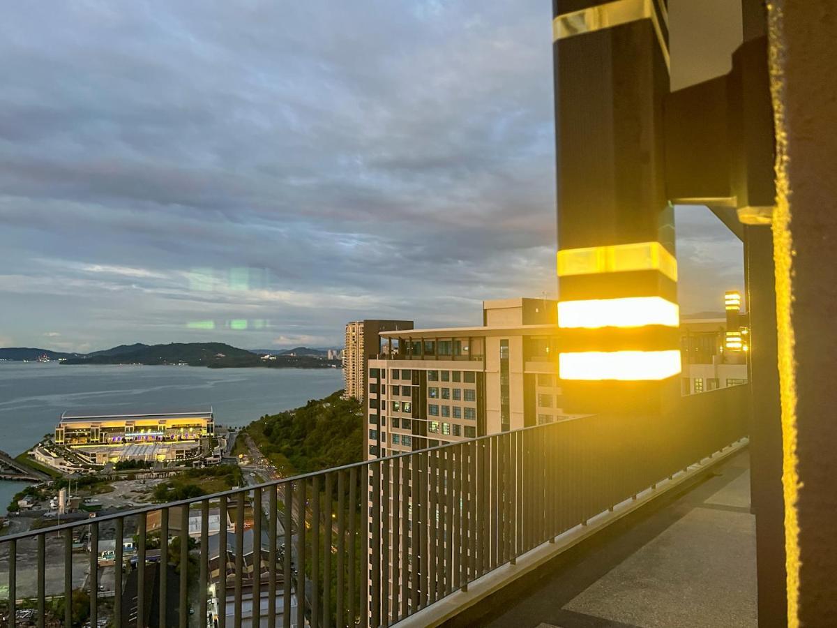 Jesselton Point Seaview Homestay コタキナバル エクステリア 写真