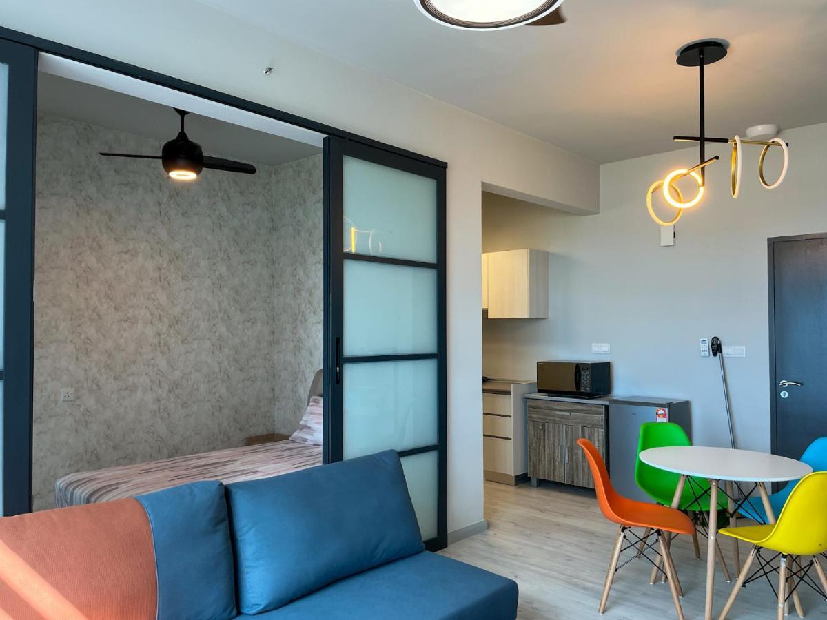 Jesselton Point Seaview Homestay コタキナバル エクステリア 写真