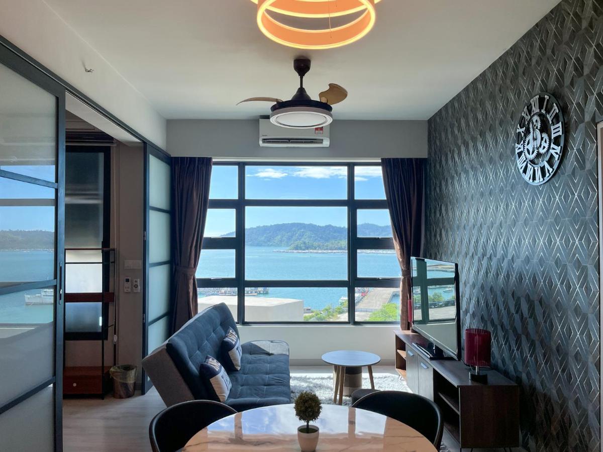 Jesselton Point Seaview Homestay コタキナバル エクステリア 写真