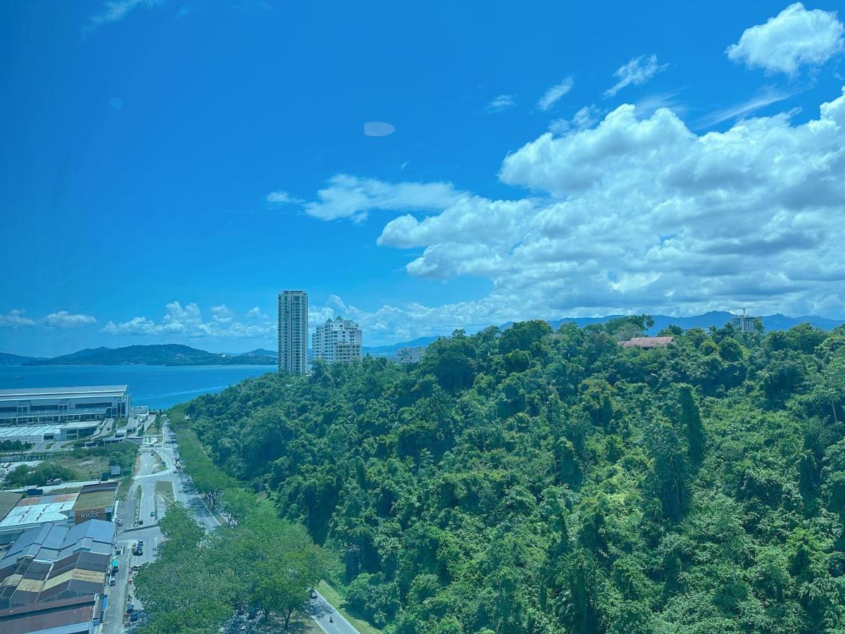 Jesselton Point Seaview Homestay コタキナバル エクステリア 写真